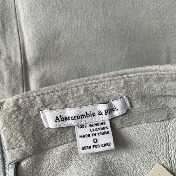 Vintage Abercrombie & Fitch 100% Leather Skirt - Unique Find! - Picture 4 of 6